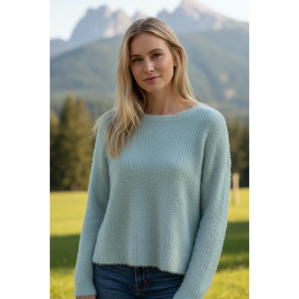 ELLEN TRACY Soft Eyelash Sweater Cozy Pastel Feminine Size M Fluffy Hi Lo NWT